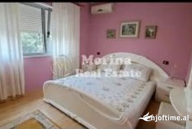 Shtepi me qera Apartament ne Tirane, 2+1, Mobilimi E mobiluar, Pagesa 700  Euro.