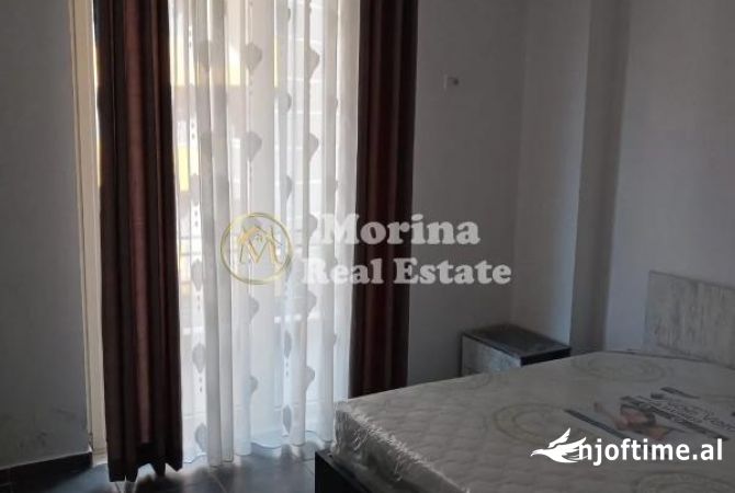 Shtepi me qera Apartament ne Tirane, 2+1, Mobilimi E mobiluar, Pagesa 400  Euro.