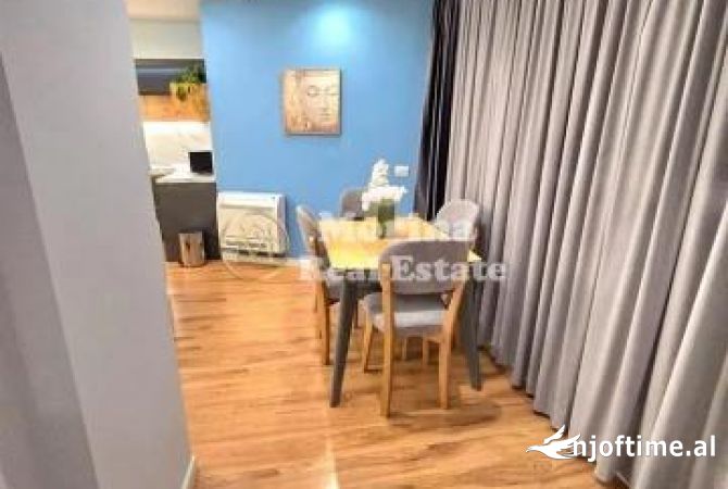 Shtepi me qera 2+1 ne Tirane - 700 Euro