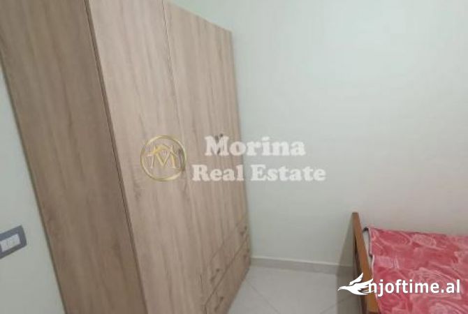 Shtepi me qera 2+1 ne Tirane - 300 Euro