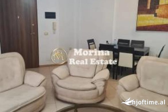 Shtepi me qera 2+1 ne Tirane - 700 Euro