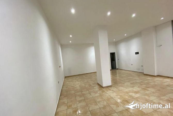 Ambient biznesi me qera 1+1 ne Tirane - 350 Euro