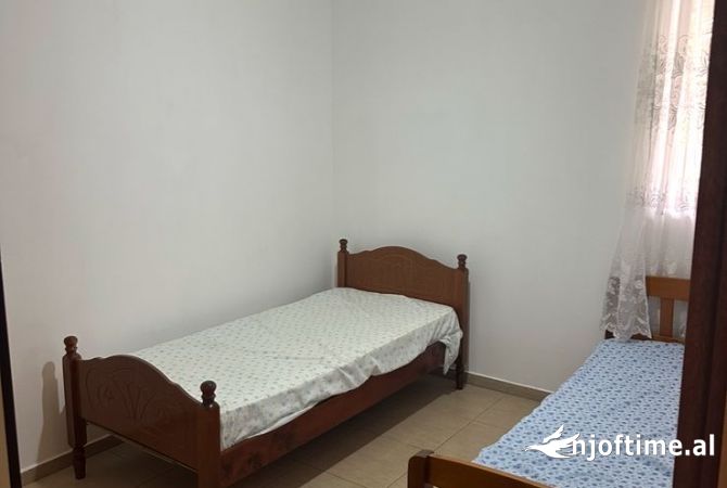 Shtepi me qera 1+1 ne Tirane - 300 Euro