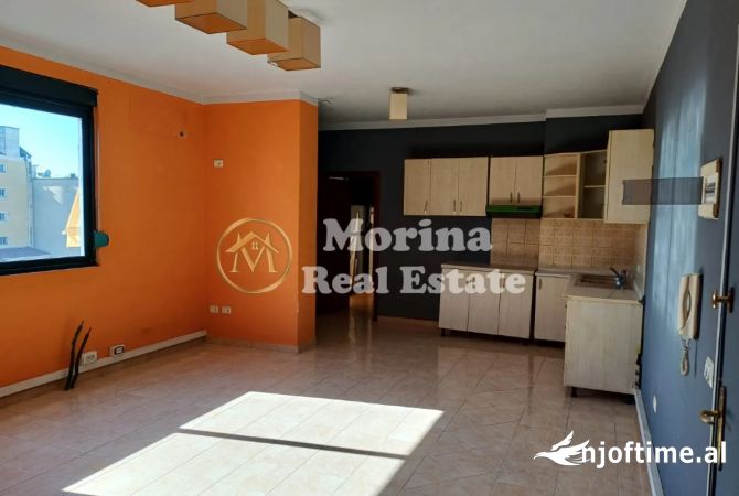 Shtepi me qera 2+1 ne Tirane - 400 Euro