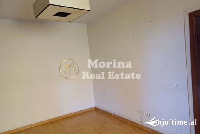Shtepi me qera 2+1 ne Tirane - 400 Euro