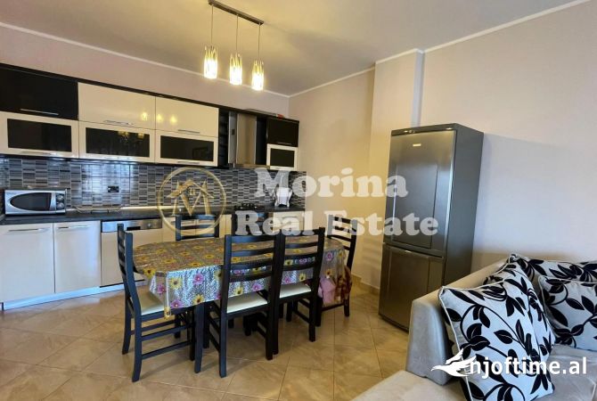 Shtepi me qera 2+1 ne Tirane - 780 Euro