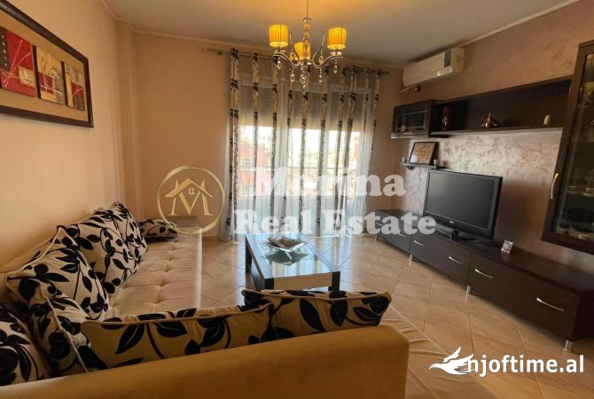 Shtepi me qera 2+1 ne Tirane - 780 Euro