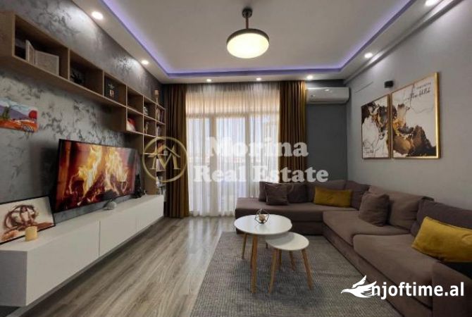 Shtepi me qera 2+1 ne Tirane - 660 Euro