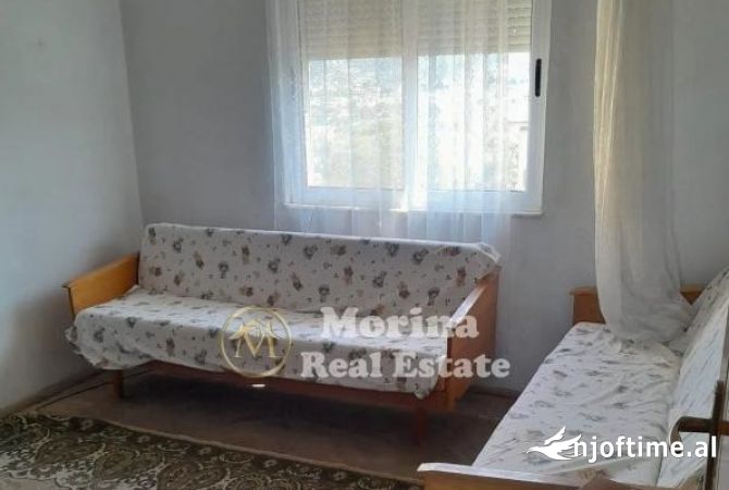 Shtepi me qera 2+1 ne Tirane - 320 Euro