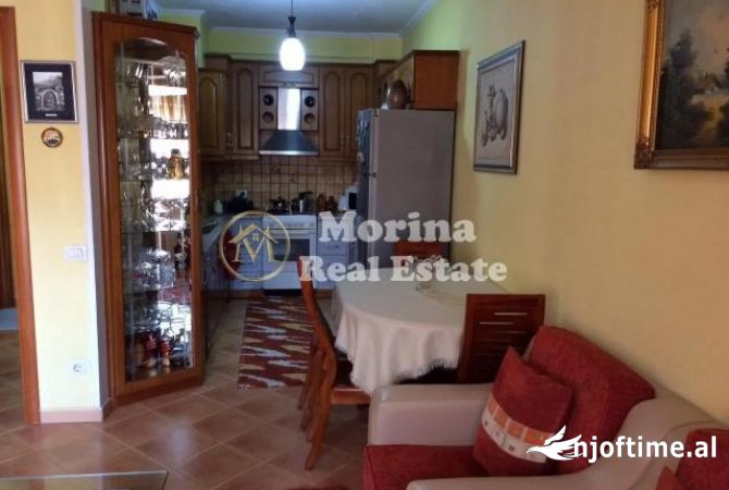 Shtepi me qera 2+1 ne Tirane - 500 Euro