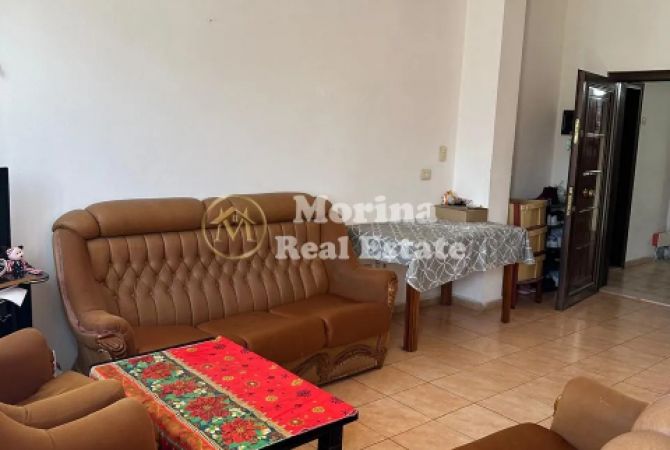 Shtepi me qera 2+1 ne Tirane - 400 Euro