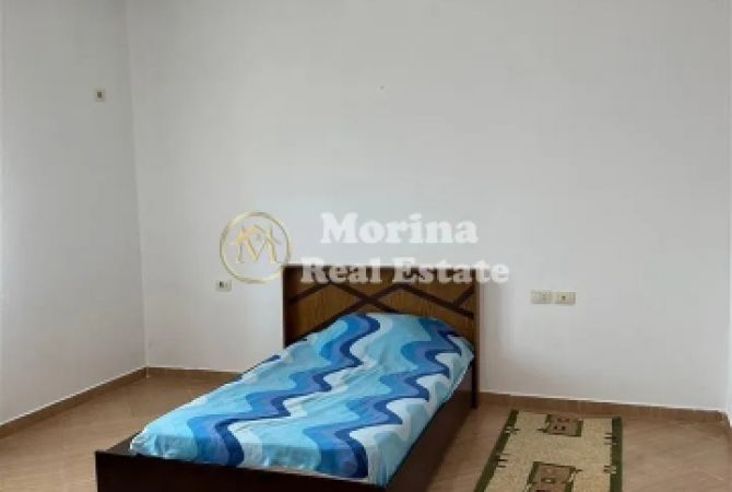 Shtepi me qera Shtepi Private ne Tirane, 2+1, Mobilimi E mobiluar, Pagesa 450  Euro.