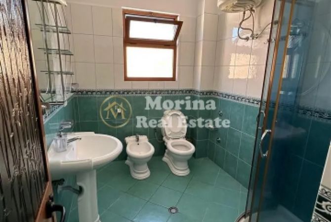 Shtepi me qera Shtepi Private ne Tirane, 2+1, Mobilimi E mobiluar, Pagesa 450  Euro.