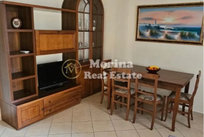 Shtepi me qera Apartament ne Tirane, 2+1, Mobilimi E mobiluar, Pagesa 400  Euro.