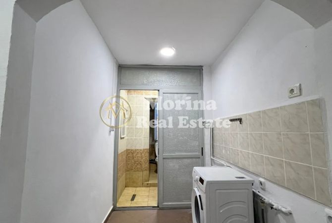 Shtepi ne shitje Apartament ne Tirane, 1+1, Mobilimi E mobiluar, Pagesa 85,000  Euro.