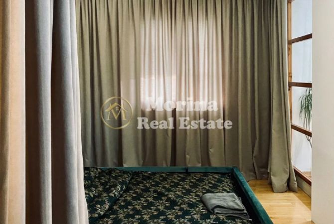 Shtepi me qera Vila Luksoze ne Tirane, 4+1, Mobilimi E mobiluar, Pagesa 1,200  Euro.