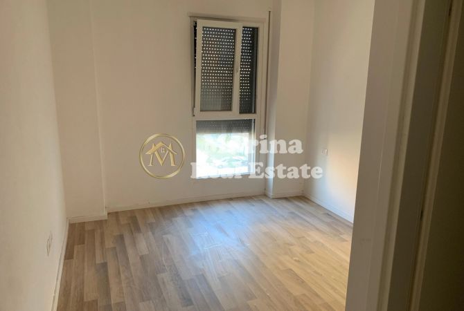 Shtepi me qera Apartament ne Tirane, 2+1, Mobilimi Bosh, pa mobiluar, Pagesa 600  Euro.