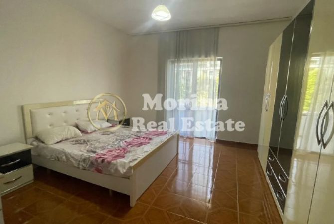 Shtepi me qera 2+1 ne Tirane - 400 Euro