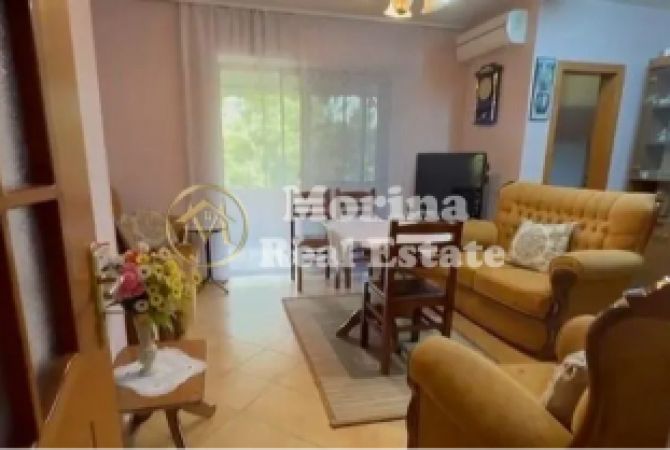Shtepi me qera 2+1 ne Tirane - 500 Euro