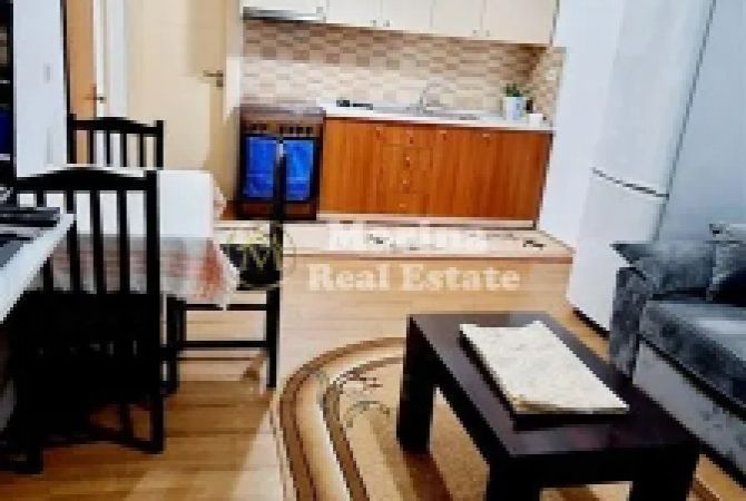 Shtepi me qera Apartament ne Tirane, 2+1, Mobilimi E mobiluar, Pagesa 450  Euro.