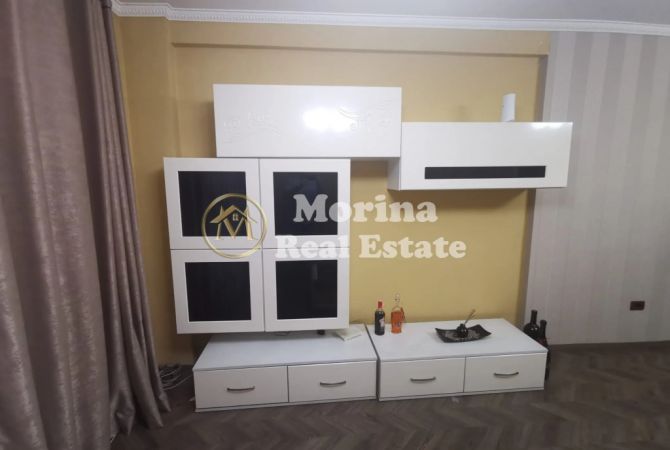 Shtepi me qera 2+1 ne Tirane - 800 Euro