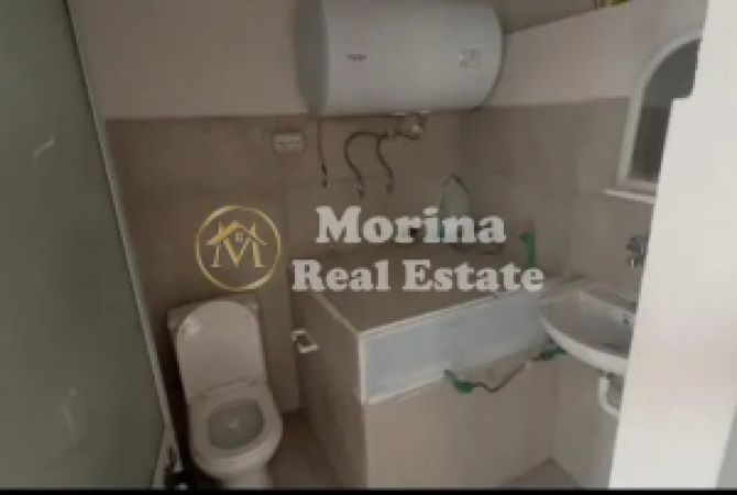 Qera ambjenet biznesi, 400 Euro/Muaj