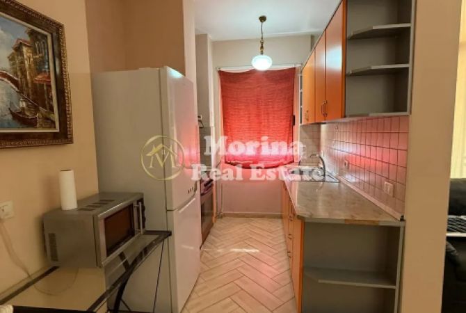 Shtepi me qera Apartament ne Tirane, 2+1, Mobilimi E mobiluar, Pagesa 500  Euro.