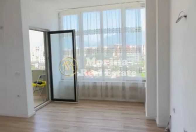 Shtepi ne shitje Apartament ne Tirane, 1+1, Mobilimi Bosh, pa mobiluar, Pagesa 87,000  Euro.