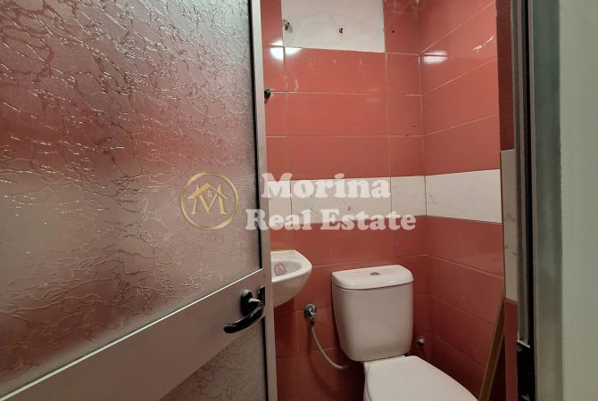 Qera,Dyqan, Rruga e Barrikadave ,500 Euro/Muaj