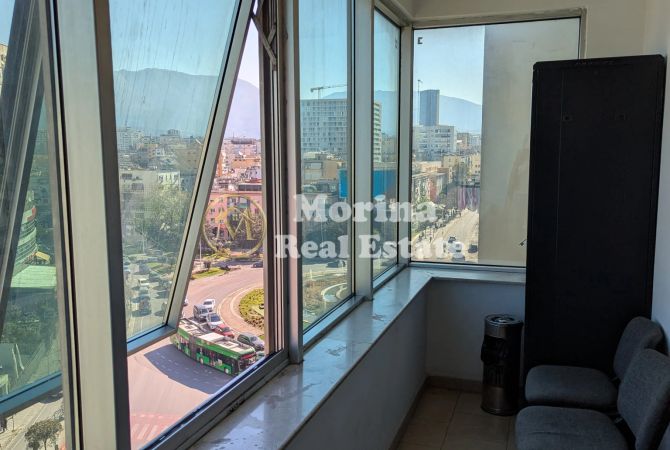 Ambient biznesi me qera 3+1 ne Tirane - 600 Euro