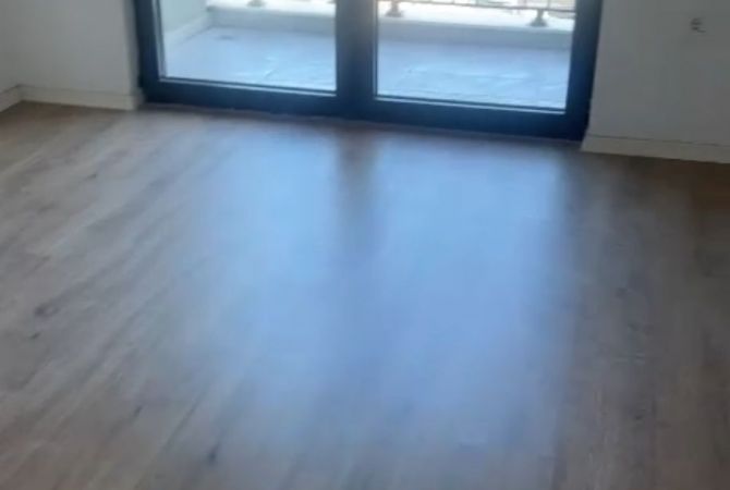 Ambient biznesi me qera 3+1 ne Tirane - 500 Euro