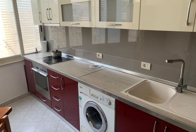 Shtepi me qera 1+1 ne Tirane - 400 Euro
