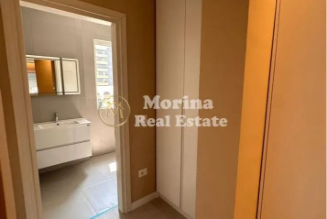 Shtepi me qera 2+1 ne Tirane - 750 Euro