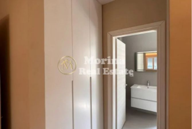 Shtepi me qera Apartament ne Tirane, 2+1, Mobilimi E mobiluar, Pagesa 750  Euro.