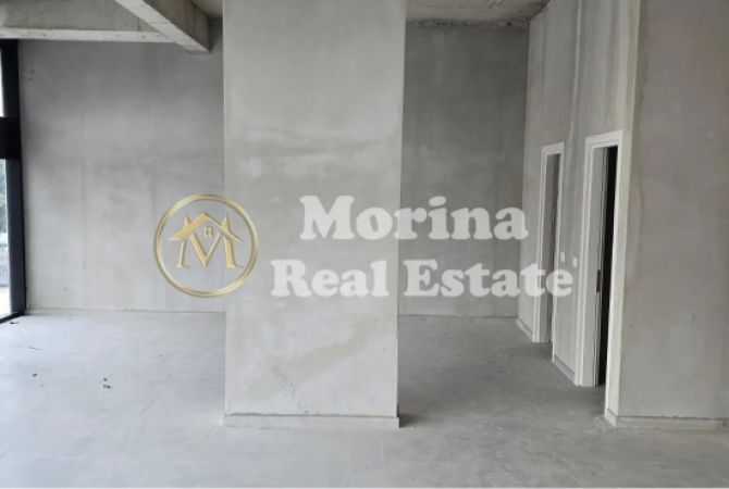 Ambient biznesi me qera 3+1 ne Tirane - 1,270 Euro