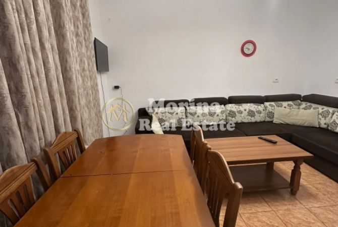 Shtepi me qera Apartament ne Tirane, 1+1, Mobilimi E mobiluar, Pagesa 450  Euro.