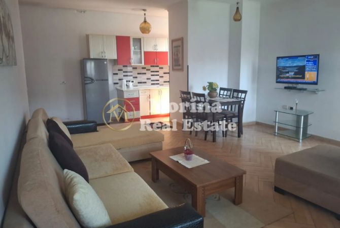 Shtepi me qera 1+1 ne Tirane - 750 Euro
