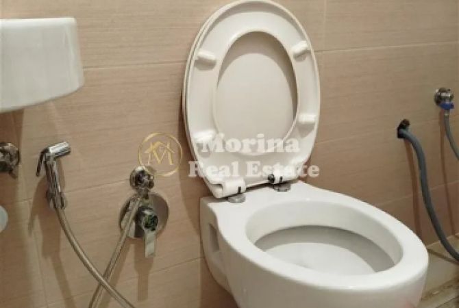 Shtepi me qera Apartament ne Tirane, Garsoniere, Mobilimi E mobiluar, Pagesa 320  Euro.