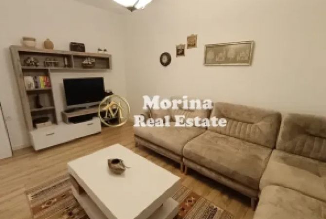 Shtepi me qera 2+1 ne Tirane - 600 Euro