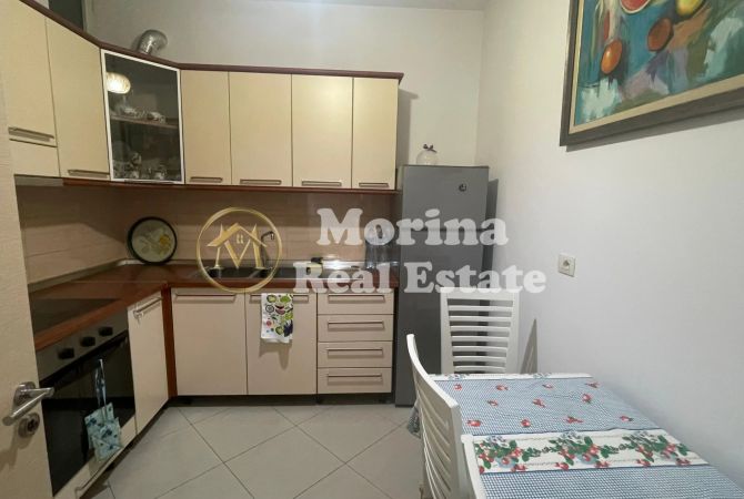 Shtepi me qera Apartament ne Tirane, 2+1, Mobilimi E mobiluar, Pagesa 650  Euro.