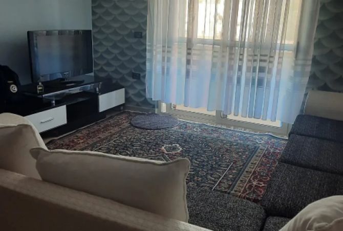 Shtepi me qera 1+1 ne Tirane - 370 Euro