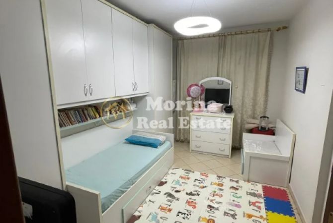 Shtepi me qera Apartament ne Tirane, 2+1, Mobilimi E mobiluar, Pagesa 500  Euro.