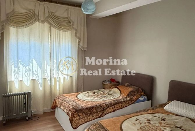 Shtepi me qera Apartament ne Tirane, 2+1, Mobilimi E mobiluar, Pagesa 900  Euro.