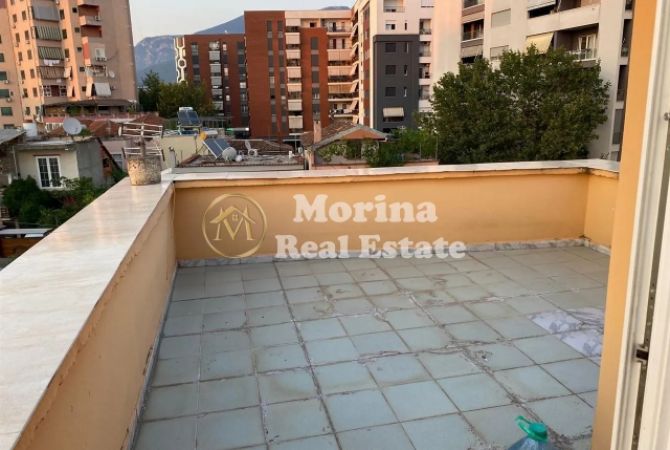 Shtepi me qera Shtepi Private ne Tirane, 2+1, Mobilimi E mobiluar, Pagesa 500  Euro.