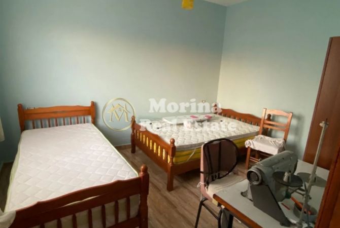 Shtepi me qera Shtepi Private ne Tirane, 2+1, Mobilimi E mobiluar, Pagesa 500  Euro.