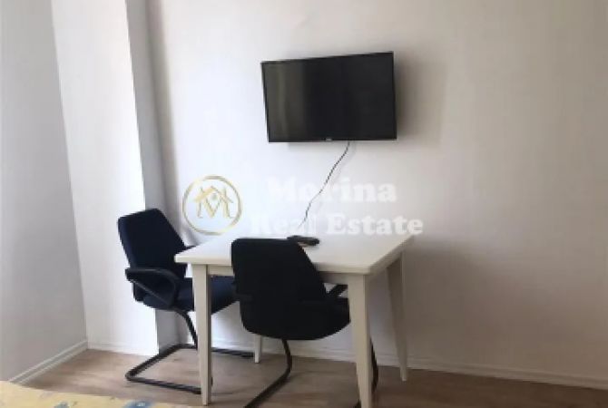Shtepi me qera Garsoniere ne Tirane - 300 Euro