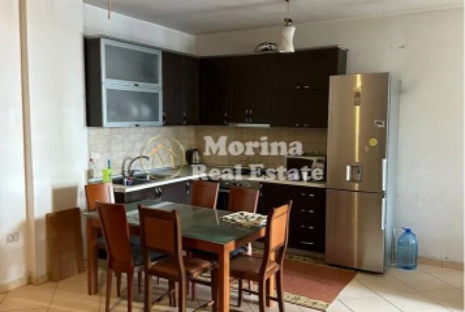 Shtepi me qera 2+1 ne Tirane - 650 Euro