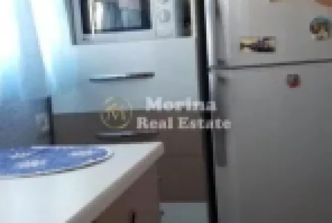 Shtepi me qera Apartament ne Tirane, 2+1, Mobilimi E mobiluar, Pagesa 600  Euro.