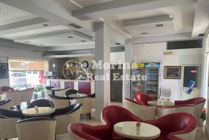 Ambiente Commerciale in Affitto 1+1 a Tirana - 1,200 Euro
