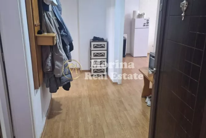 Shtepi me qera 2+1 ne Tirane - 380 Euro